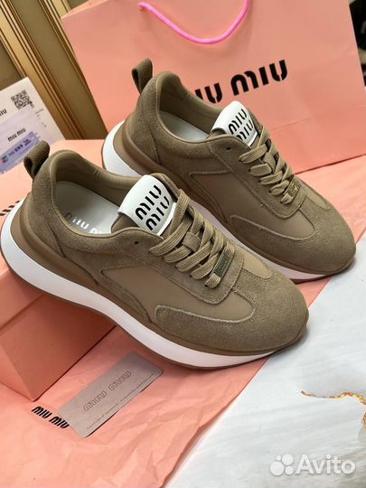 Кроссовки женские весна осень