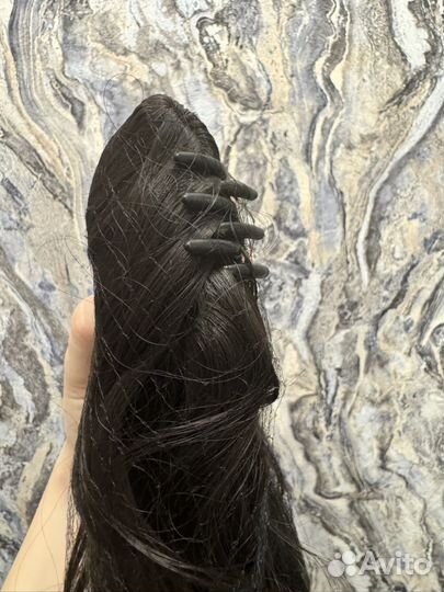 Волосы на заколках