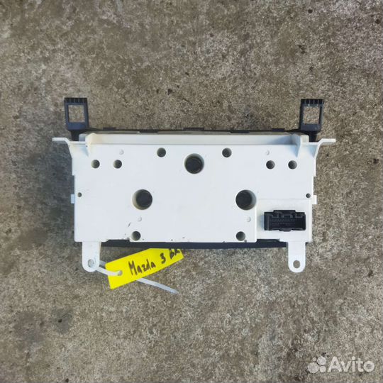 Блок управления отопителем Mazda 3 BK