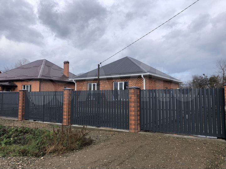 Дом 100 м² на участке 5,5 сот.