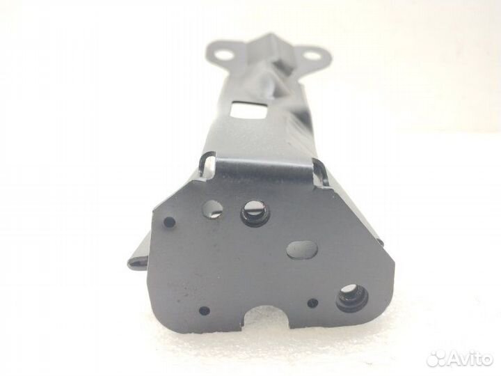 Кронштейн передней панели передний левый Volvo S80