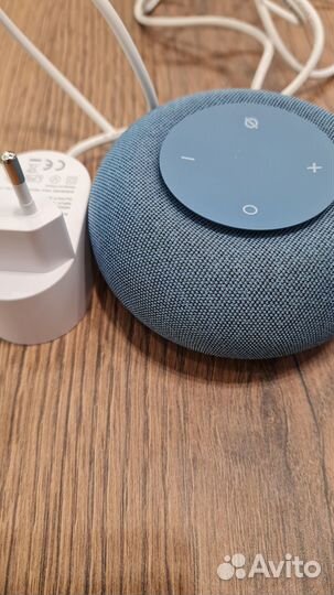 Продам умную колонку