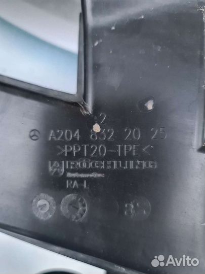 Корпус воздуховода печки Mercedes W204