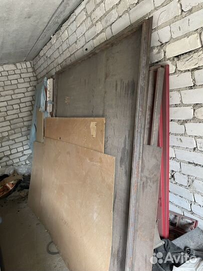 Ворота гаражные металлические