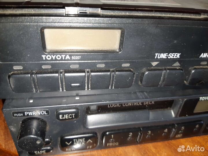 Магнитола Тойота 2 шт
