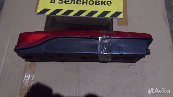 Фонарь задний правый б/у DXI 450 renault premium 2