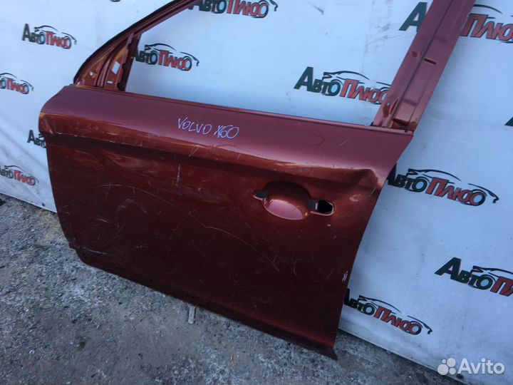 Дверь передняя левая Volvo XC60