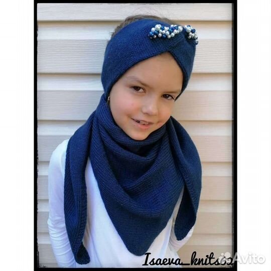 Вязаный комплект для девочки
