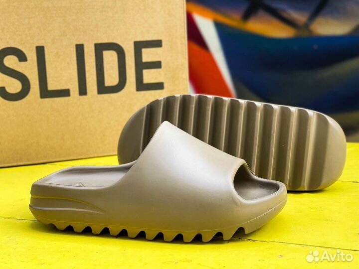 Шлепанцы Adidas Yeezy Slide