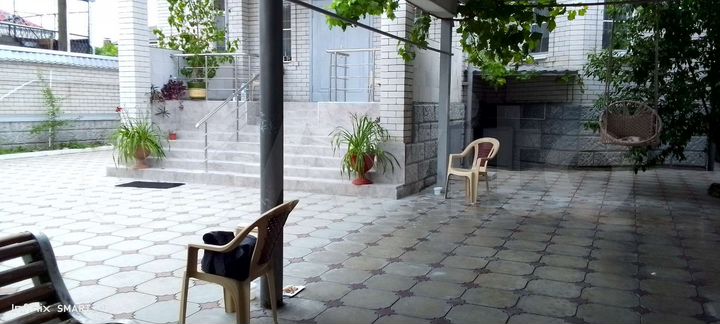 Дом 474,3 м² на участке 5,1 сот.