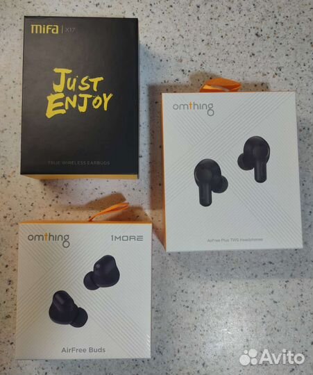 Беспроводные наушники новые