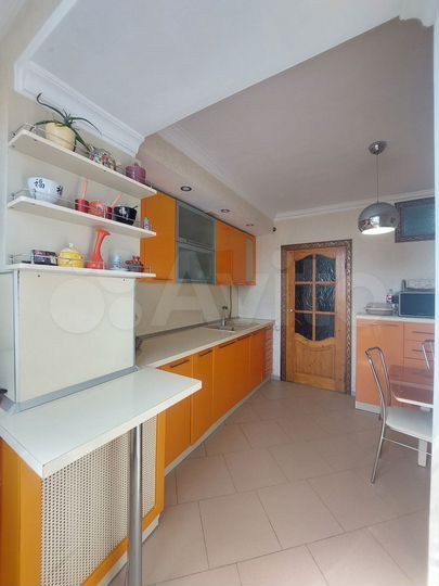 3-к. квартира, 72 м², 5/5 эт.