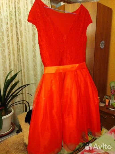 Платье новое нарядное праздничное