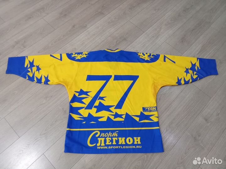 Хоккейный свитер