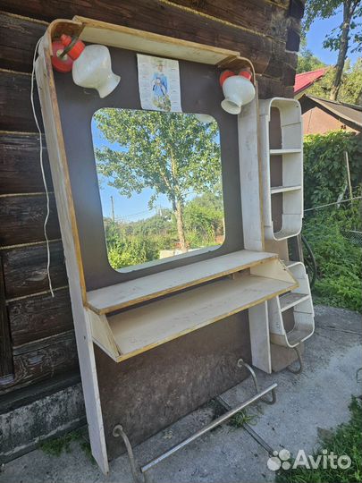 Туалетный столик с зеркалом винтаж бу