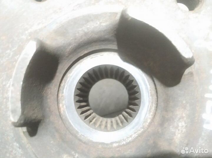 Ступица передняя правая Porsche Cayenne 958 4.8