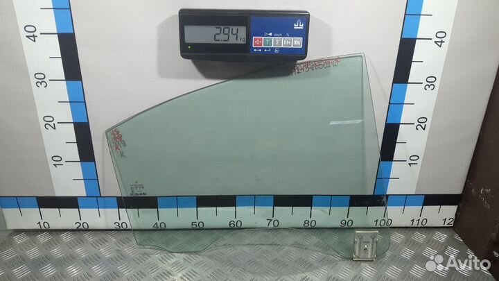 Б/У Стекло двери задней правой W219 CLS