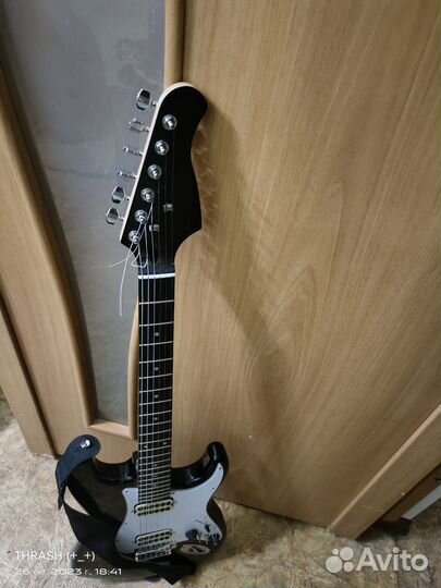 Электро гитара