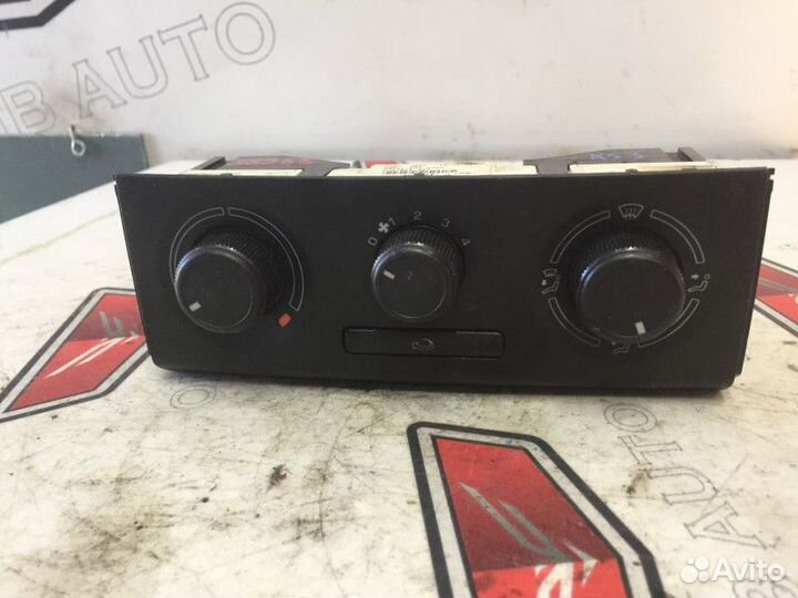 Блок управления отопителем Шкода Фабия 2