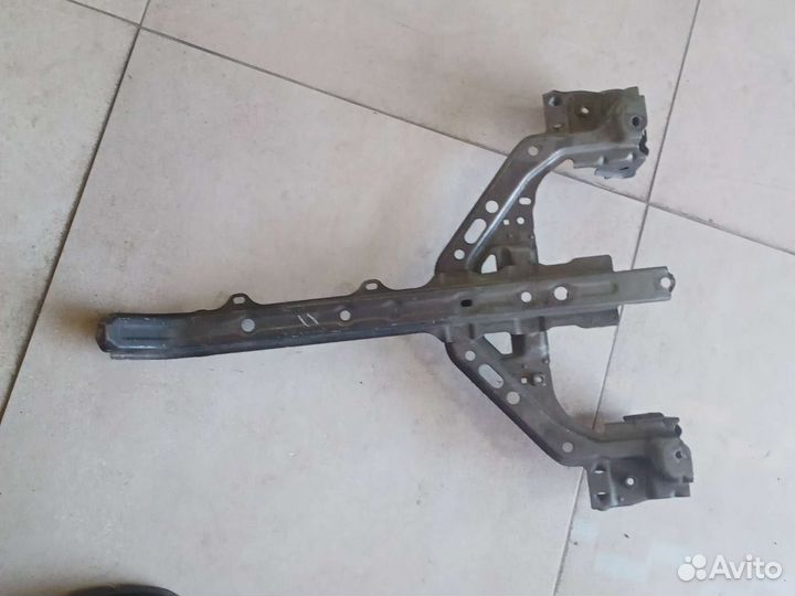 Стойка замка капота передняя Lexus Rx 4