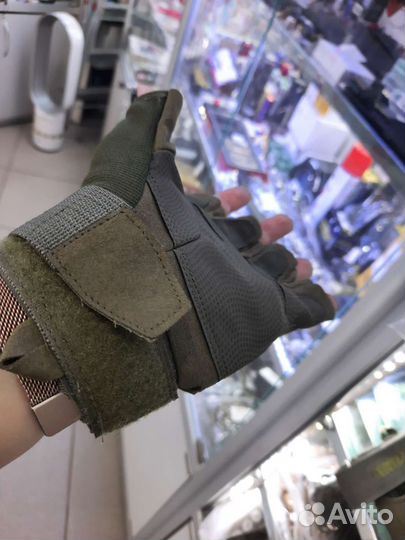 Перчатки тактические беспалые