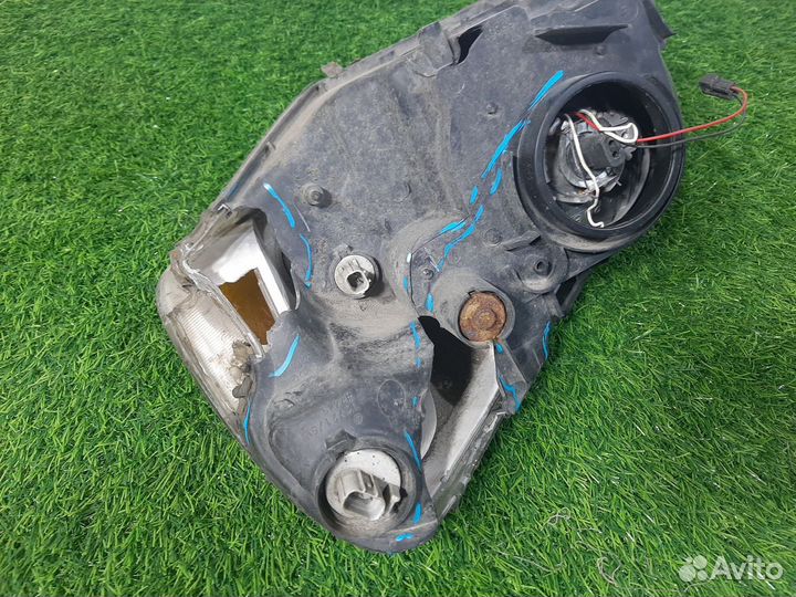 В наличии: Фара правая Honda Civic Ferio 3