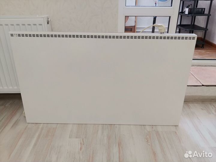 Инфракрасный обогреватель настенный