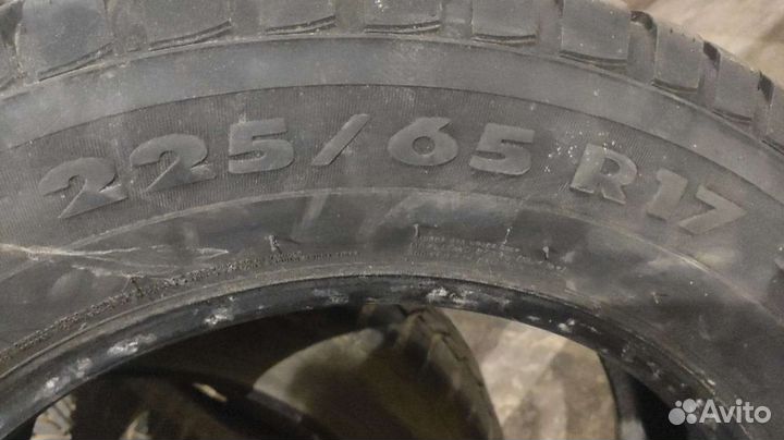 GT Radial IcePro 3 225/65 R17