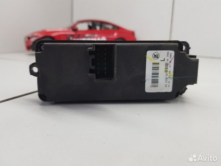 Блок управления стеклоподъемниками (Mazda 3)