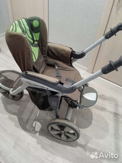 Коляска Саmсortina Evolution(3 в 1),зелёный,белый