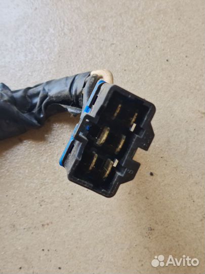 Замок зажигания в сборе Kia Spectra