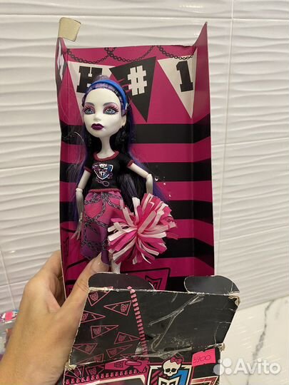 Куклы монстер хай Спетра болельщица