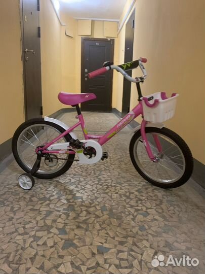 Велосипед для девочки 6-7 лет Novatrack Twist 18