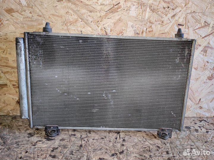 Радиатор кондиционера Toyota Avensis ZZT25 1zzfe