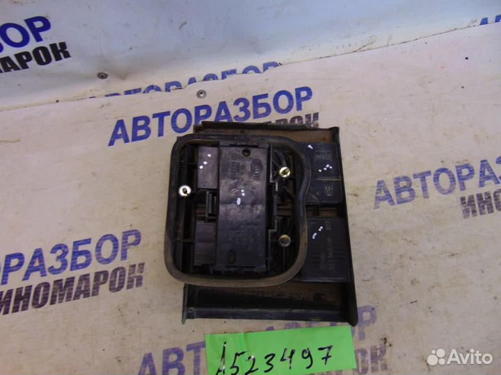 Фонарь задний внутренний правый для Volkswagen Pas