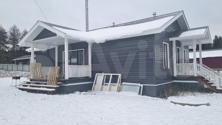 Коттедж 100 м² на участке 10 сот.