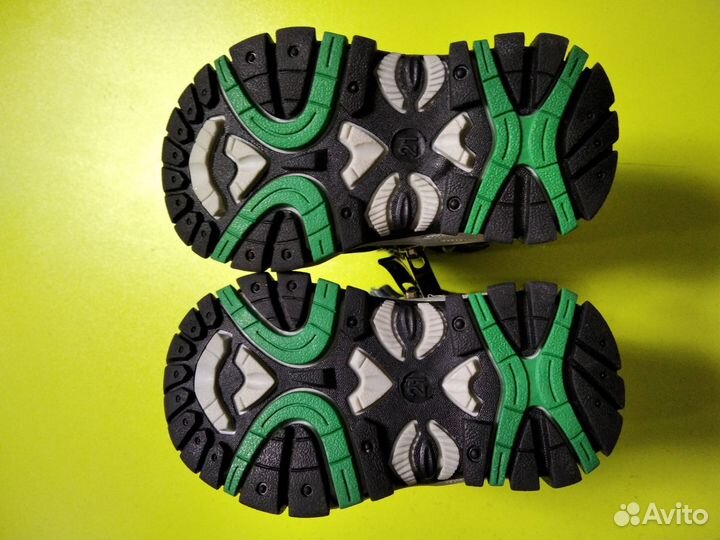 Зимние ботинки