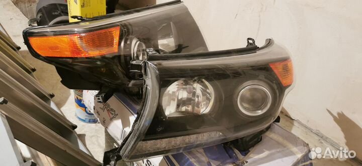 Фары на toyota land cruiser 200 передние
