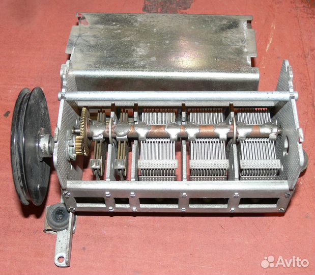 Конденсатор переменной ёмкости кпе 5-ти секционный