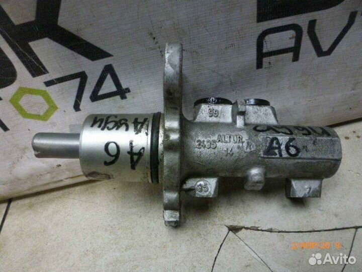 Цилиндр тормозной главный Audi A6 C5 2.7 1999