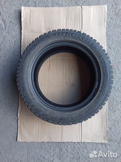 Maxxis ArcticTrekker NP3 205/55 R16