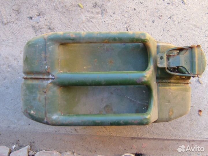 Канистра металлическая для бензина 20 л