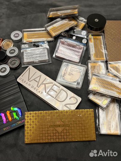 Косметика для визажиста и ежед-го использования