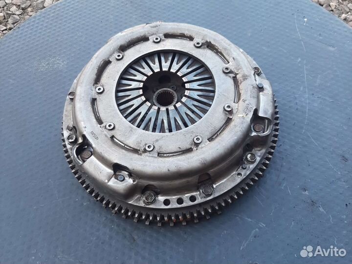 Маховик Ниссан X treil T30 2.2 дизель YD22