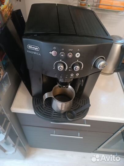 Кофемашина delonghi magnifica esam 4000