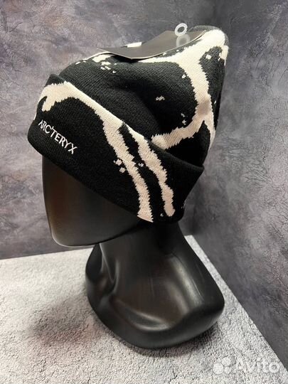 Шапка Arcteryx black & white 2024 новинка