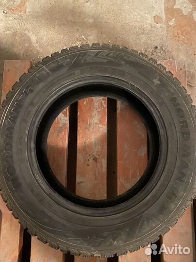 Nordman Nordman 4 215/65 R16