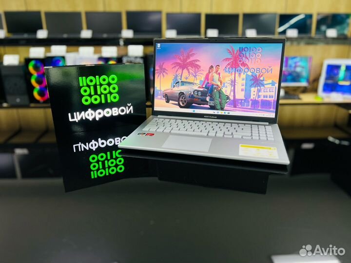 Новый мощный ноутбук Asus R5 7520U/DDR5-8/SSD-512