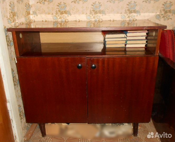 Шахматный стол-тумбочка