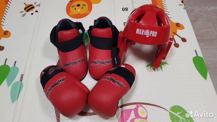 Перчатки, футы, добок 120 защита MaxPro